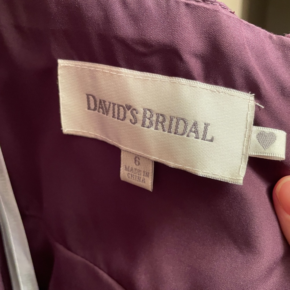 David's Bridal Sleeveless V Neck Cotton Sateen Dress - Plum - size 6 - Picture 4 of 6